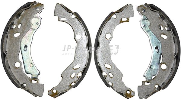 4363900610-jp-group20200207-1758-d9uz38_original