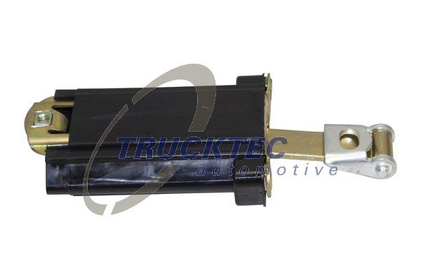0253067-trucktec20200204-8384-151pt0u_original